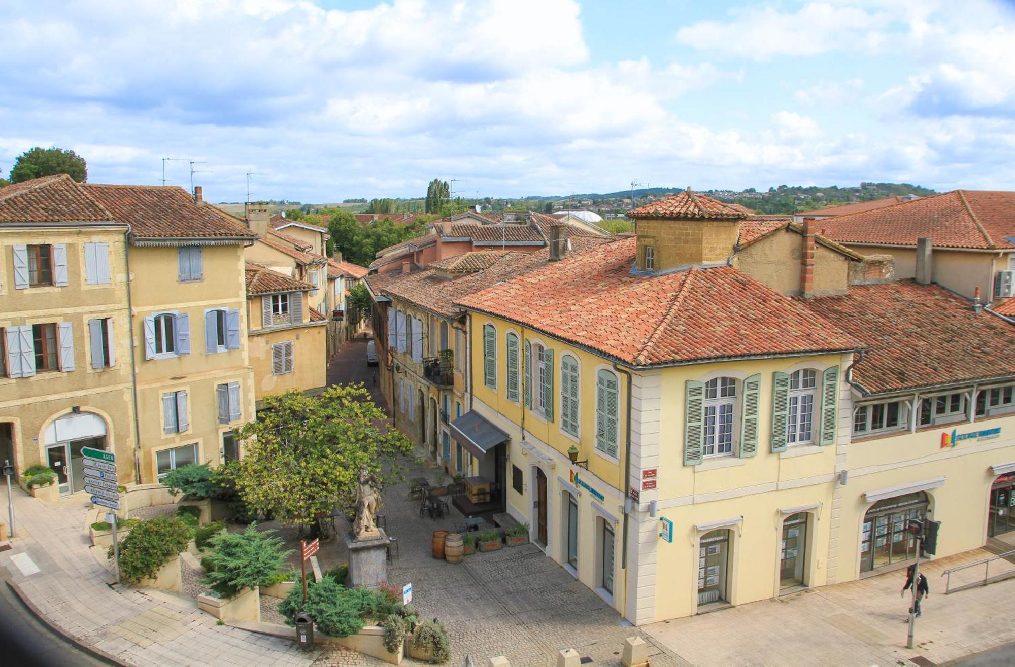 Villaret - Tres Spacieux En Coeur De Ville Auch Zewnętrze zdjęcie